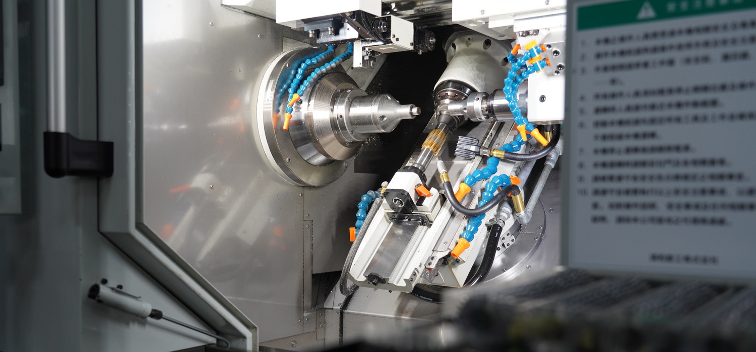 Horizontal-type gear hobbing machine